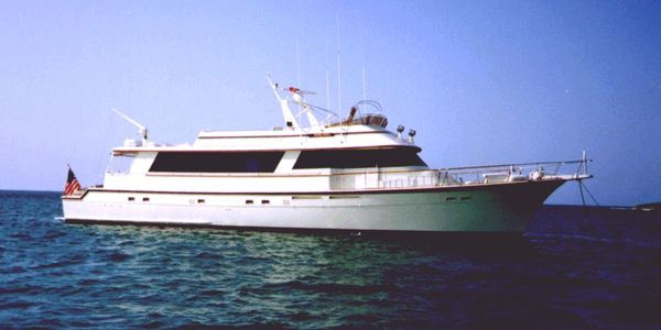 Luxury yacht in Caribbean cove